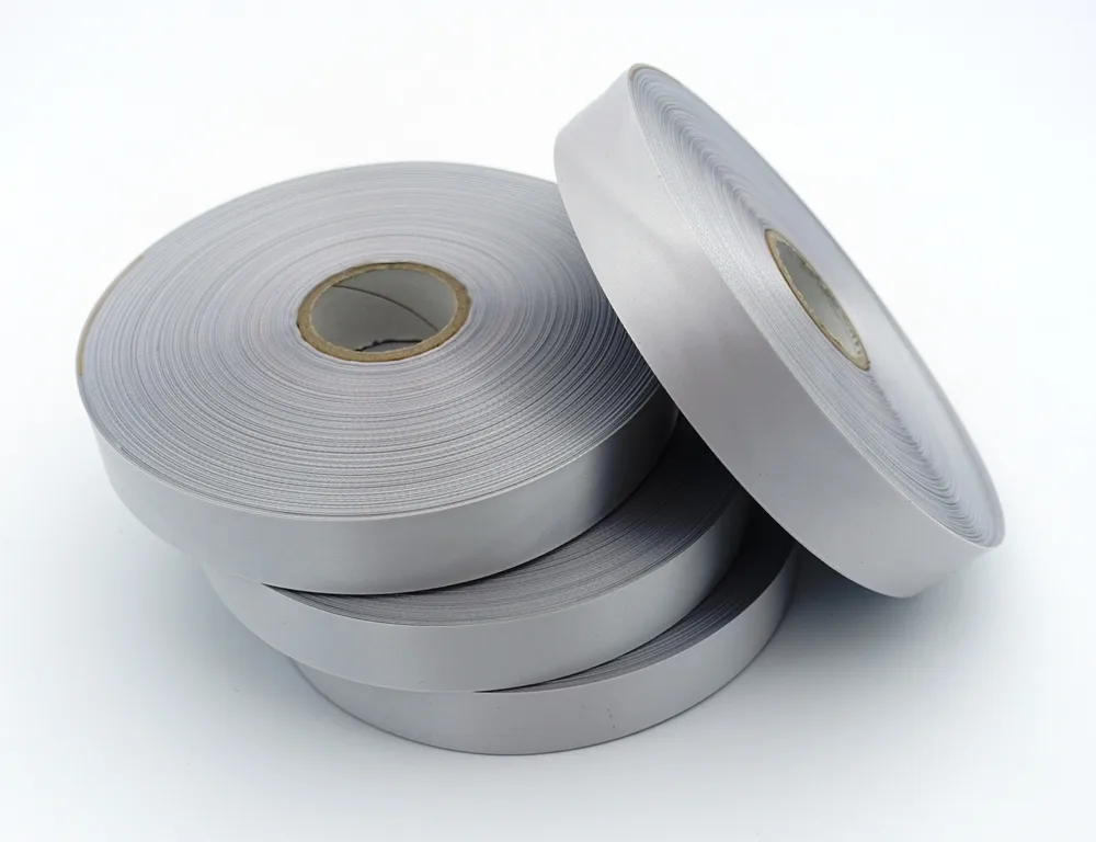 Сатиновая лента 25мм/200м Shell Grey 007